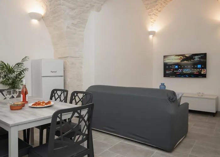 Domus Isola - *